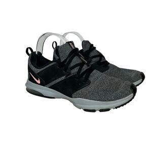 Nike Women's Gray and Pink Athletic Shoes 10